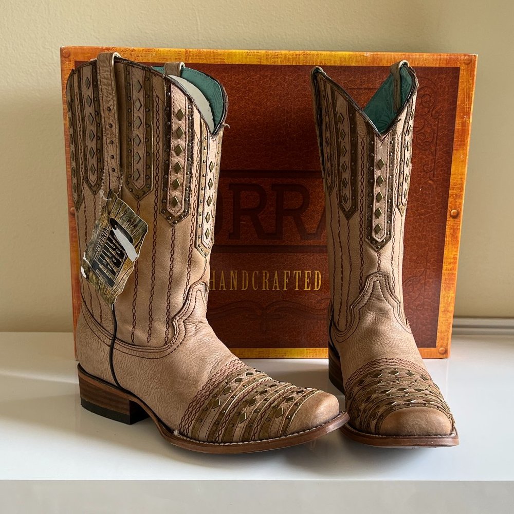 Corral Tan and Brown Heeled Boots